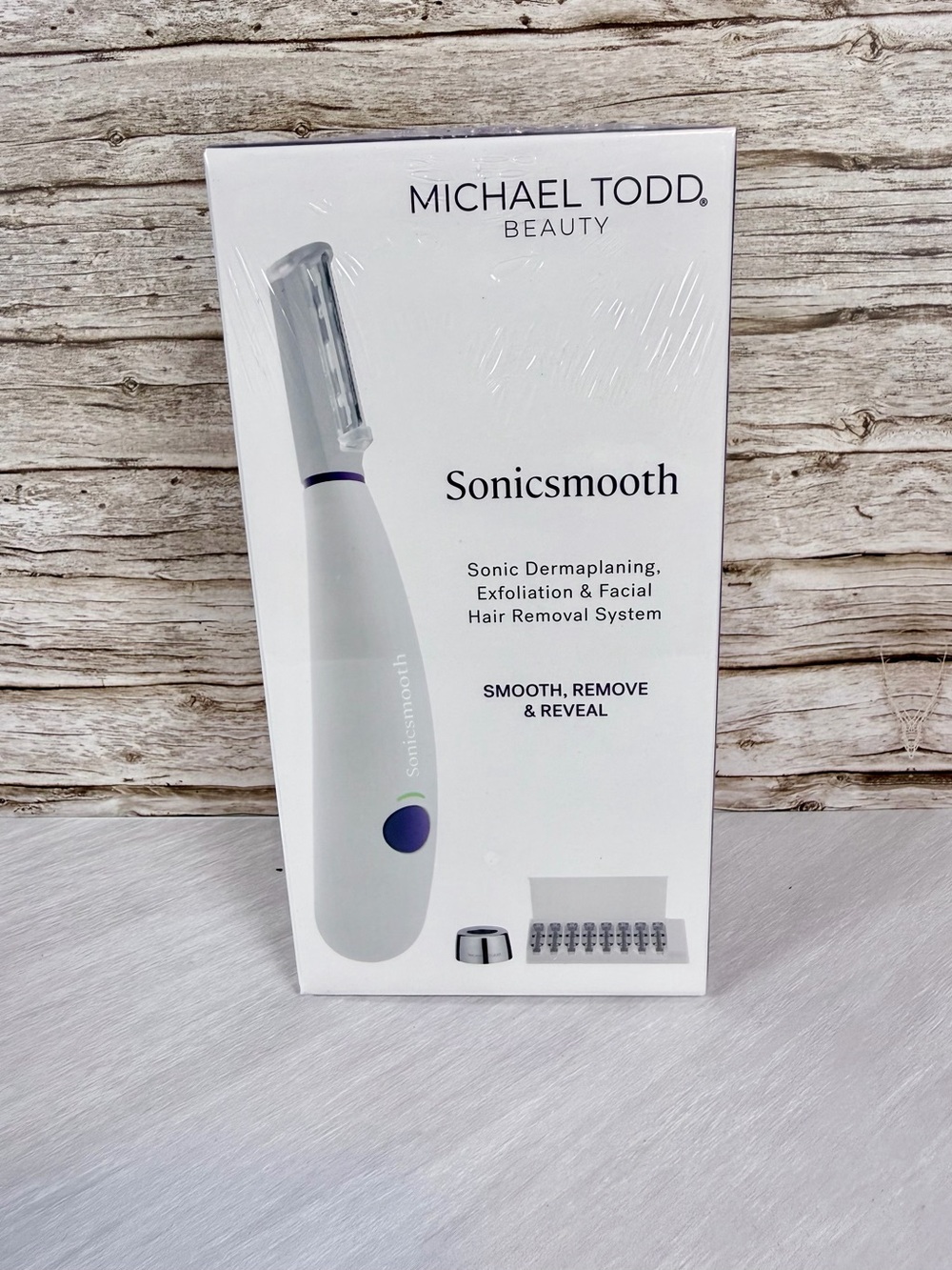 MICHAEL TODD BEAUTY Sonicsmooth White Facial Dermaplaning & Hair Removal Tool